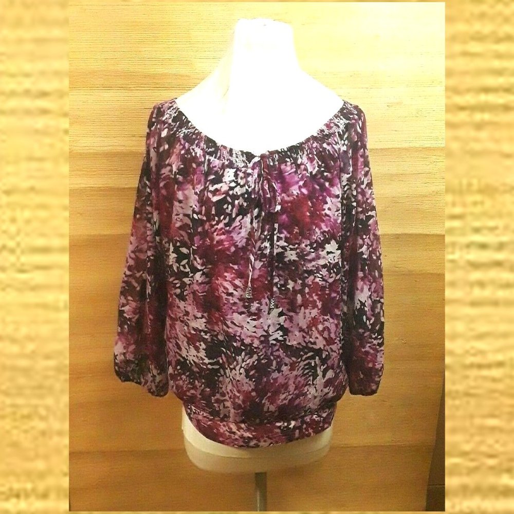 White House Black Market Womens Size XS Off The Shoulder Smocked Top Blouse